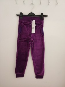 Vijolične pliš hlače s patentom 7-8 L