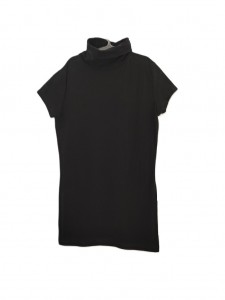Črna kratka majica puli S