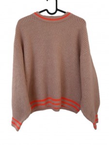 Pleten pulover s svetlečimi nitkami 12-13 L