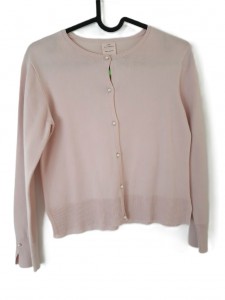 Roza pulover z gumbi-biseri 10-11 L