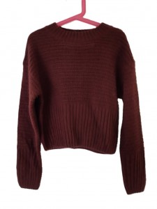 Nov pleten vinsko rdeč pulover 10-11 L