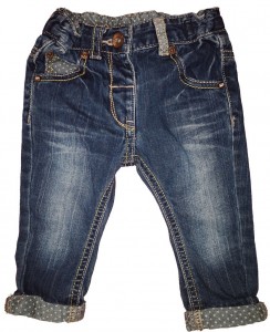 Modre jeans hlače zavihane spodaj 3-6 M
