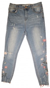 Dolge jeans hlače z vezeninami rož 12+ L