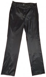 Črne svetleče elegantne hlače na rob S