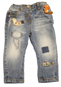 Mehke jeans hlače z regulacijo in našitki Next 6-9 M