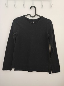 Črna dolga majica s svetlečimi nitkami 11-12 L