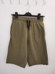 Olivno zelene kratke hlače trenirka 14-15 L