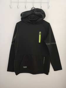 Črn pulover s kapuco 14-15 L
