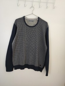 Moder pleten pulover z vzorci L