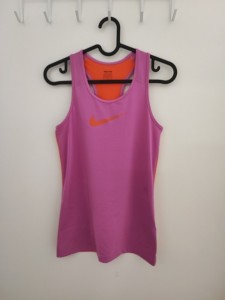 Roza športna majica brez rokavov Nike M