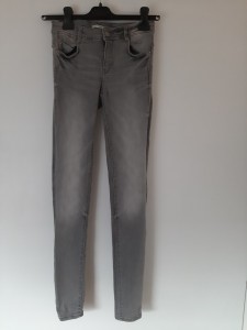 Sive jeans dolge hlače S