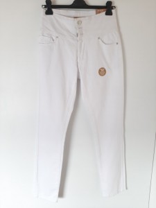 Nove bele dolge hlače M/L