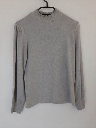 Ženski siv pulover polpuli L