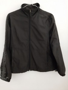 Črna tanka prehodna jakna XL
