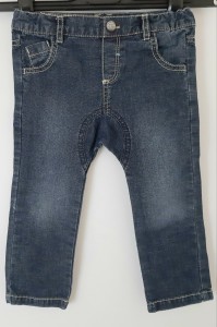 Modre jeans hlače 12-18 M