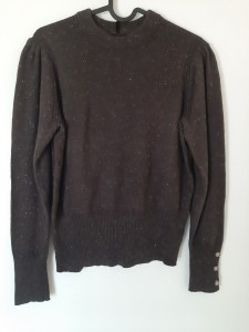 Rjav pulover z malimi barvnimi nitkami M/L