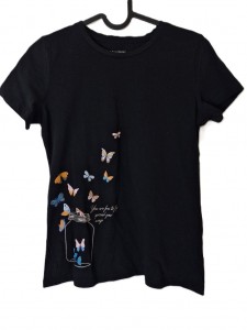 Črna majica s pisanimi metuljčki 11-12 L