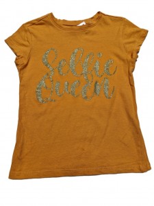 Oranžna kratka majica z napisom 6-8 L