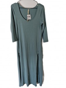 Zelena dolga UNI SIZE obleka  s 3/4 rokavi