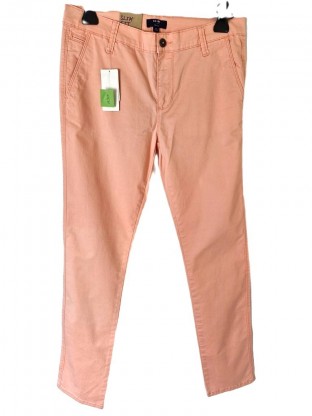 Nove ženske hlače M/L