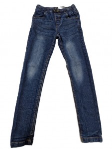 Fantovske jeans hlače 8-9 L