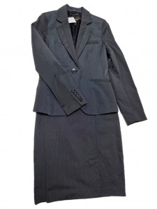 Ženski kostim s krilom S