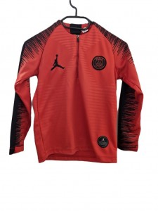 Fantovski športni pulover 9-10 L