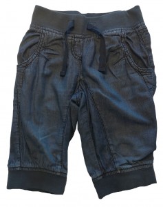 Modre jeans 3/4 hlače z elastičnim pasom Next 4-5 L